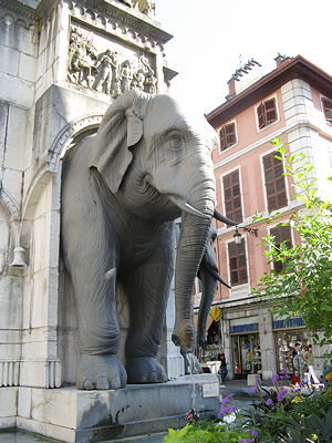 elephant Chambery