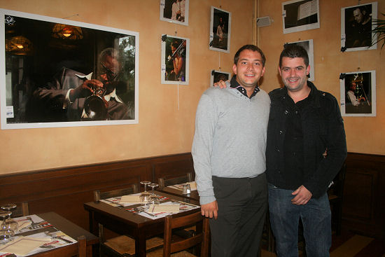 matthieu deloge et Jérémy Eveillard a l'exposition jazz au restaurant les Abattoirs