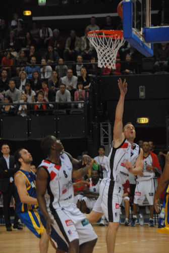 Basket aix maurienne evreux