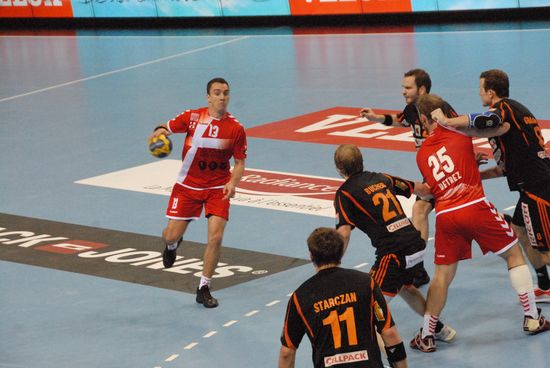 Chambery Savoie Handball vs Kadetten Schauffhausen