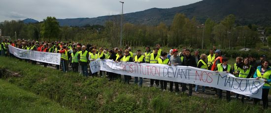 Manifestation contre la prostitution à Voglans La Motte Servolex Le Bourget du Lac Le Viviers du Lac et Sonnaz