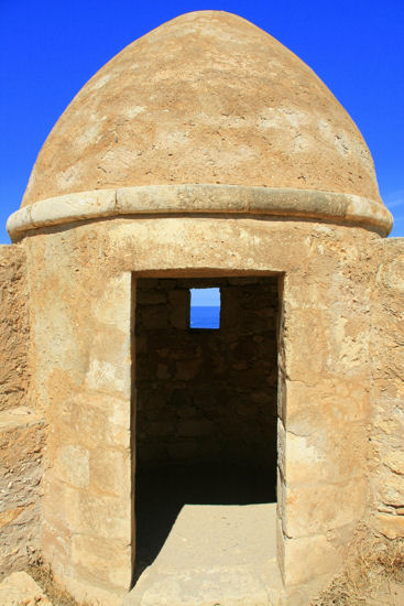 monument crete