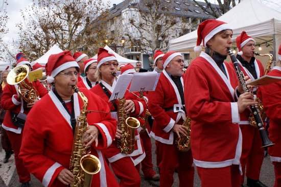 marche noel motte servolex