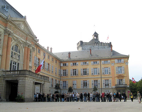 chateau chambery cour d honneur