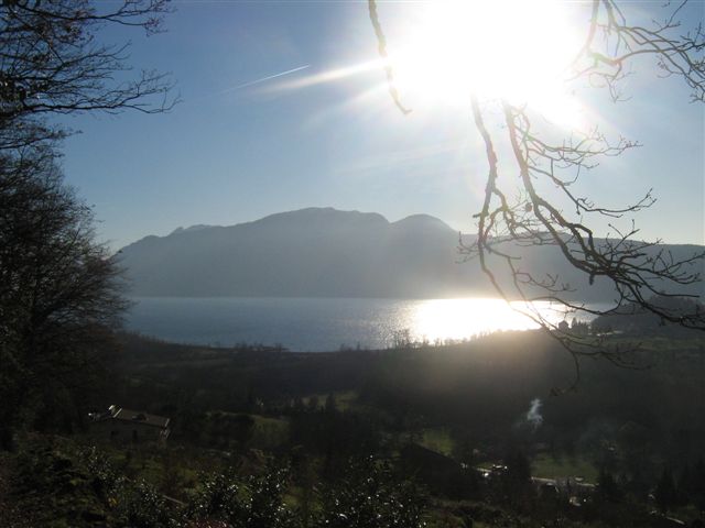 Le lac du Bourget et le reflet du soleil