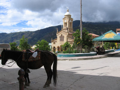 vue village montagne colombie
