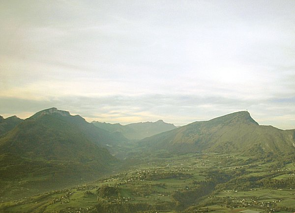 vallee de Saint Thibaud de Couz - photo vue du ciel